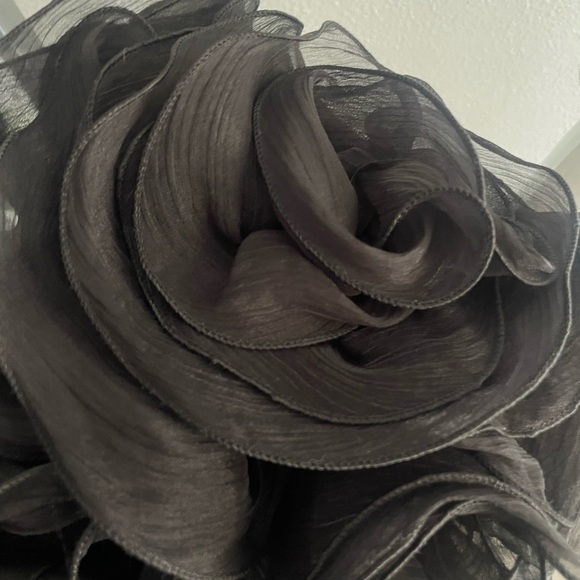 Fashion Nova Black Ruffle Sleeve Bodysuit - Picture 3 of 3